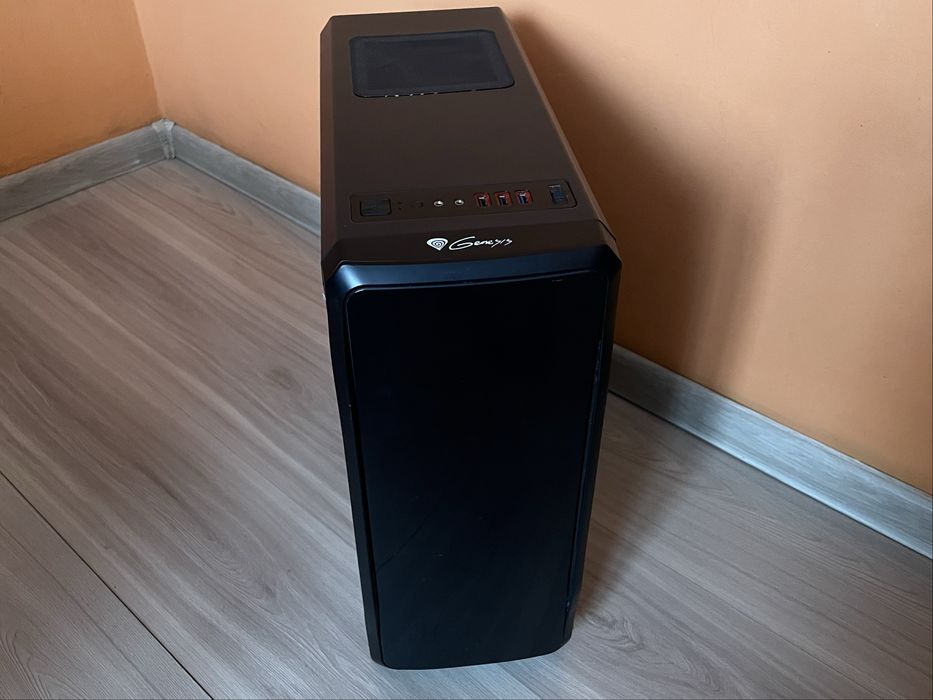 Komputer Stacjonarny Gamingowy i5-8600K + GTX1080 + 32GB Ram