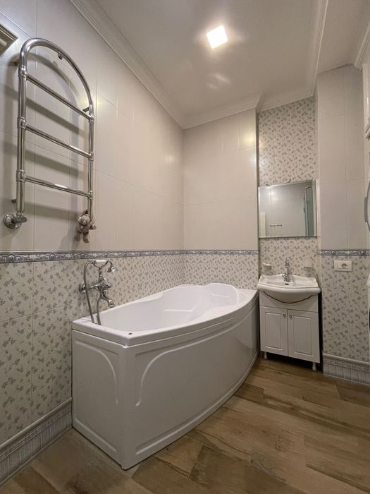 Продам 2к квартиру в Кадорах на Малиновского, Черемушки
