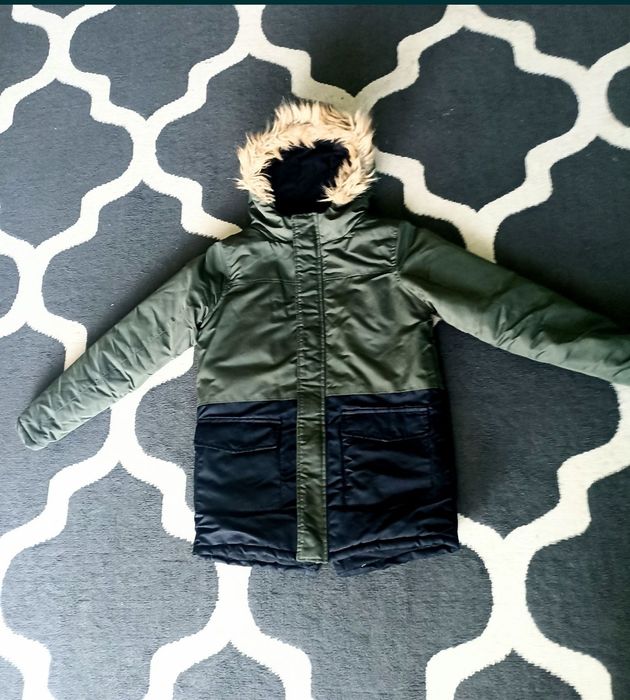 Kurtka zimowa  dla chłopca r 158.  

Kurtka zimowa r 158. 

Bardzo cie