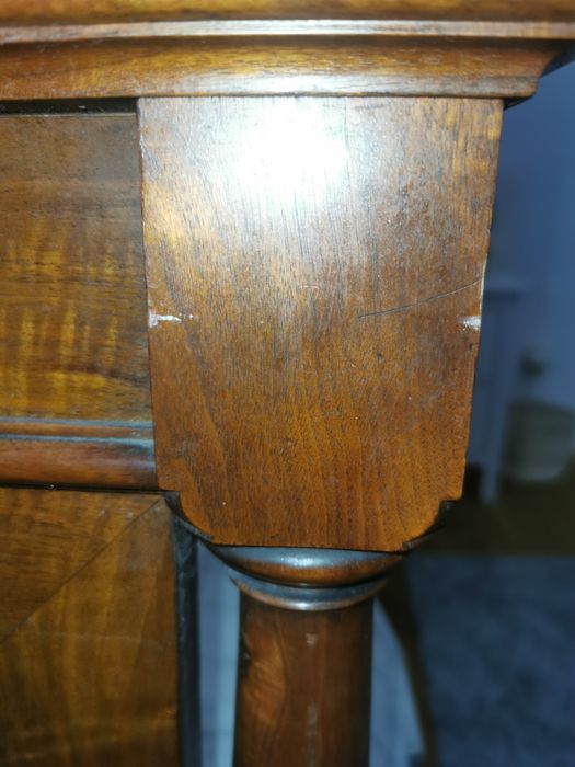 Łóżko ręcznie zdobione-cena do negocjacji