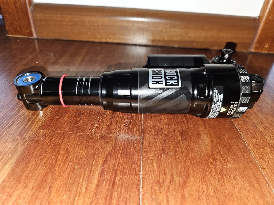 RockShox Super Deluxe Ultimate RC2T 210x55  RS-SDLX-ULT-C1  Enduro