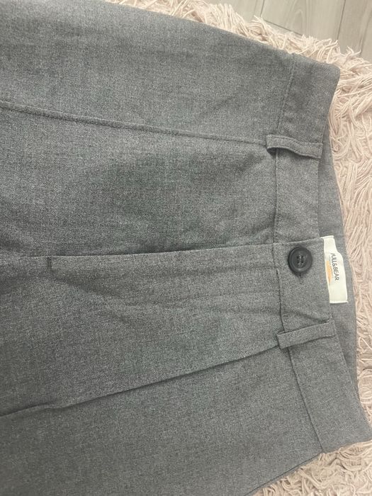 Класичні сірі брюки палаццо  Pull&Bear