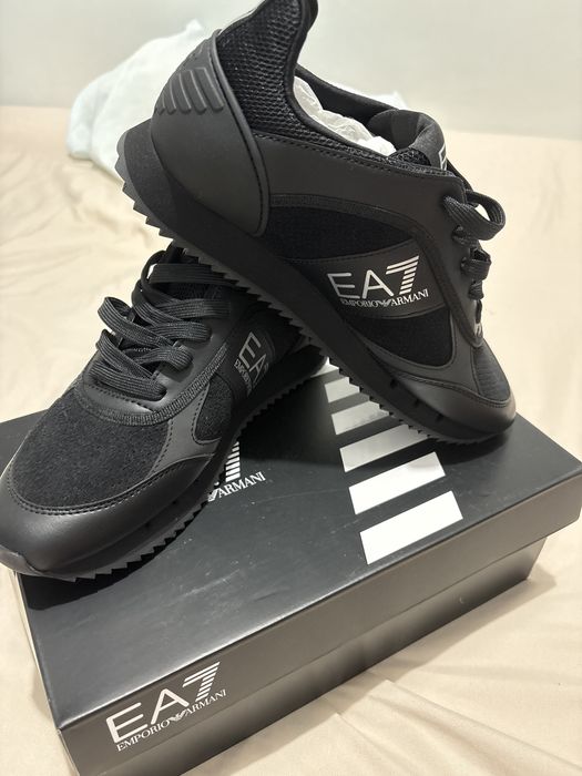 Sapatos Emporio armani nunca usado novo