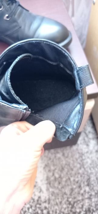 Взуття шкіряне,черевички