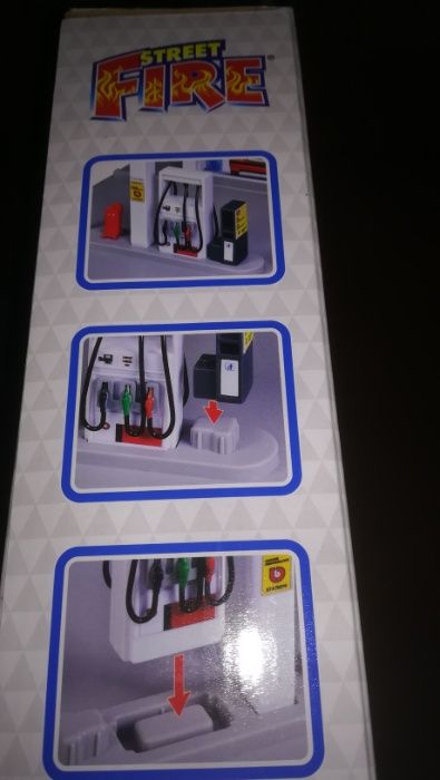 Posto de abastecimento Bburago 1/43 c oferta 1 carro NOVO c 28% desc
