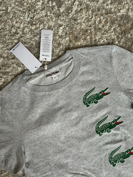 Футболка Lacoste з круглим вирізом