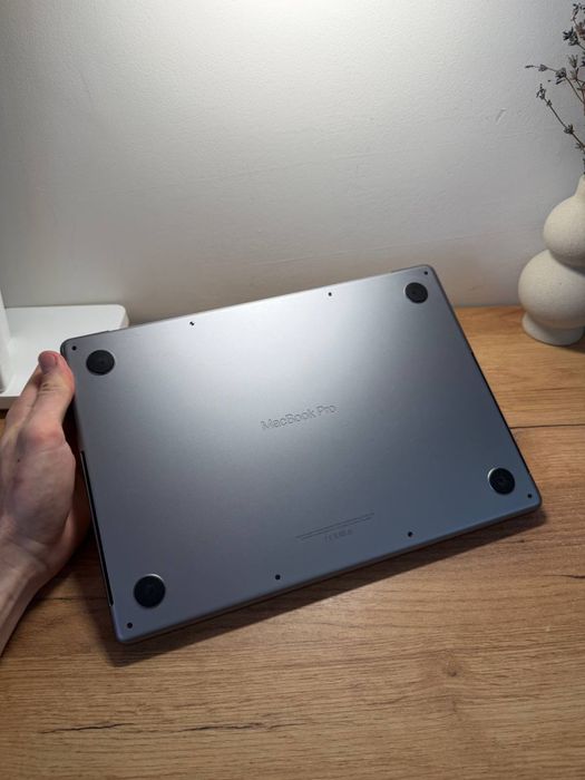 MacBook Pro 14’ 2021 M1 Pro 16Gb 512Gb