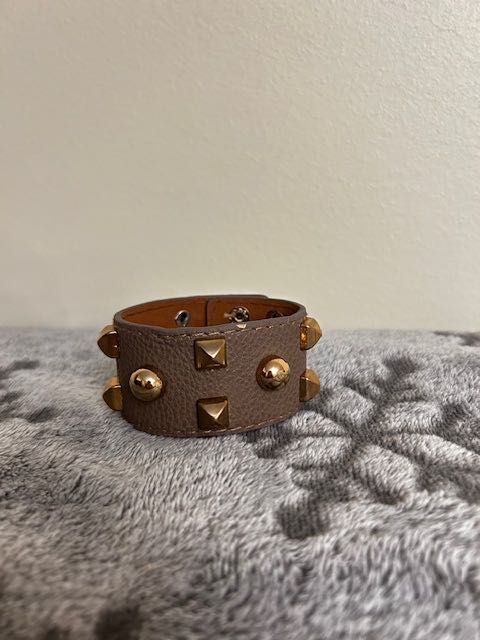 Pulseira pele sintética