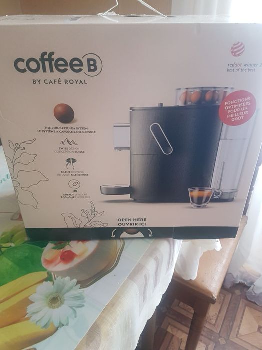 Кавоварка автоматична CoffeeB Royal Globe ECO капсульна , Чорна НОВА
