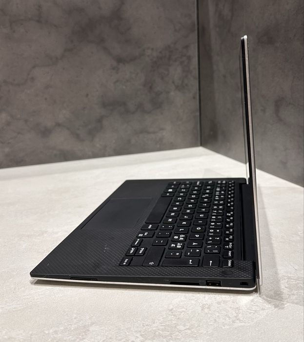 Ноутбук Dell XPS P54G 14" сенсорний 16/256GB SSD і7-7500! N3290