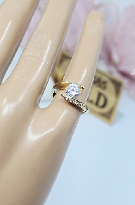 Złoty pierścionek próba 585 14k Używany