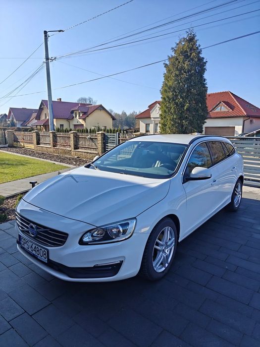 Volvo V60 VOLVO V60 D3 2014