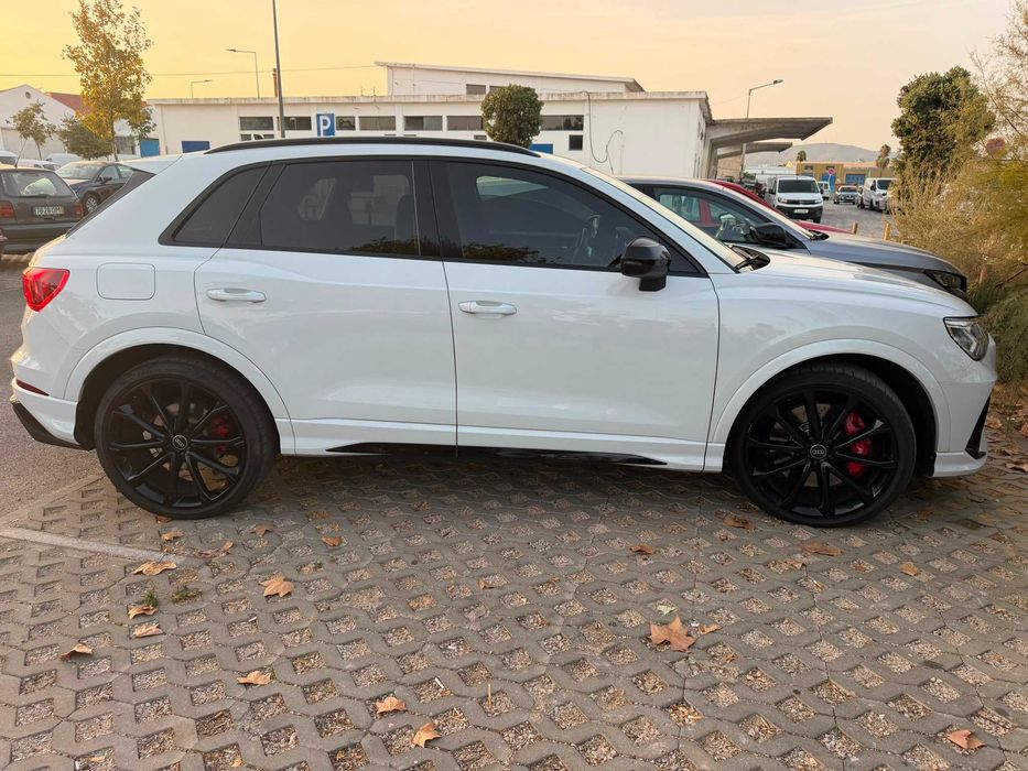 Audi RS Q3 TSFI quattro S tronic