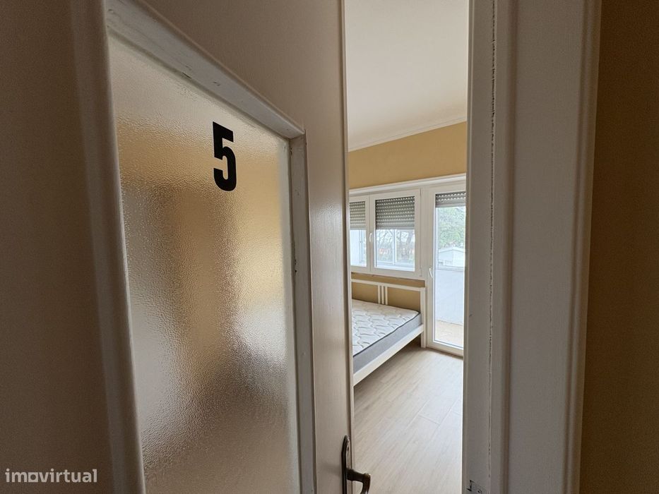 Quarto individual para Arrendamento – Setúbal | Avenida Jaime Cortesão