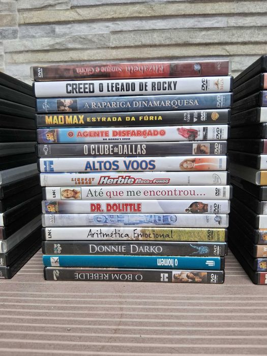 Vende-se Conjunto 73 DVD`s de Filmes