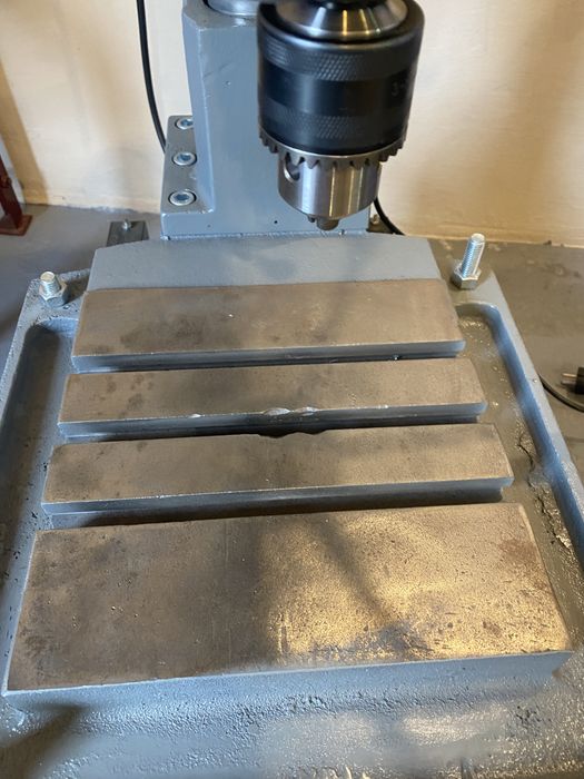 Продам сверлильный станок 2м112 с частотником на 220в