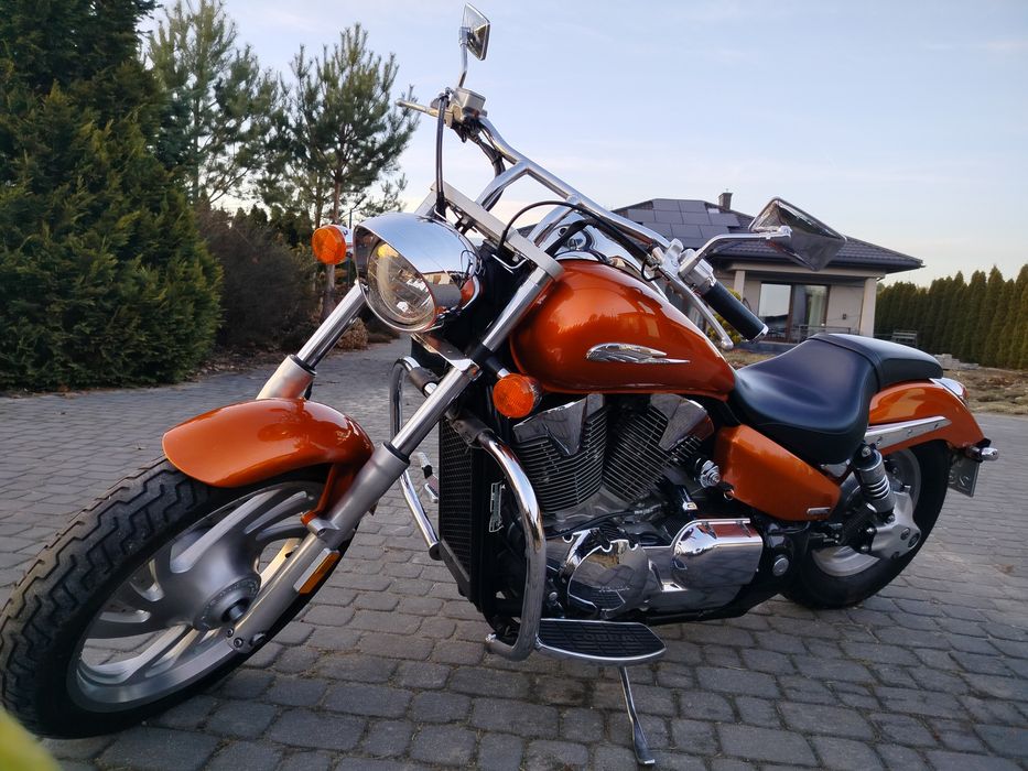 Honda vtx 1300 custom