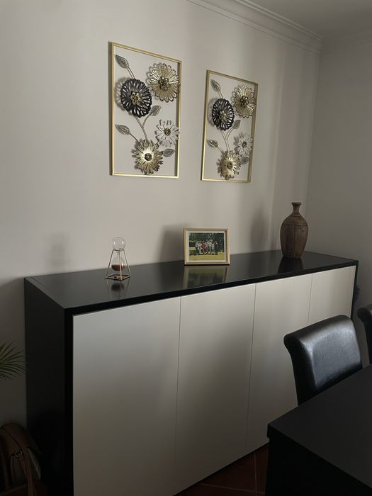 Móveis, Sofá e Mesa