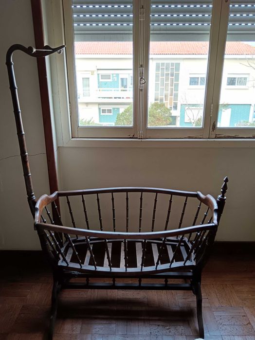 Berço para bebé madeira