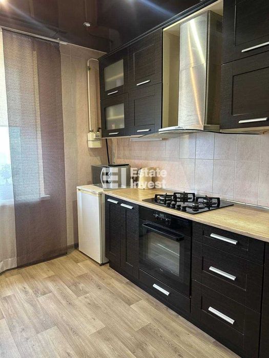Продам 2 кімн. квартиру в новобудові на вул. Сергіївська, 3Б
