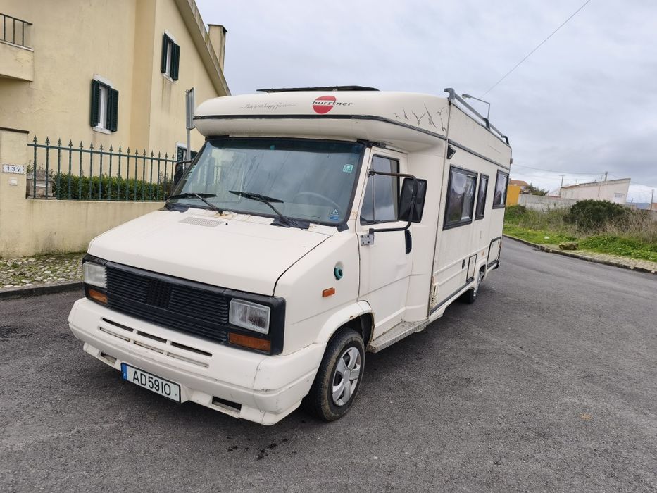 Autocaravana Fiat Ducato 2.5 6 lugares de livrete