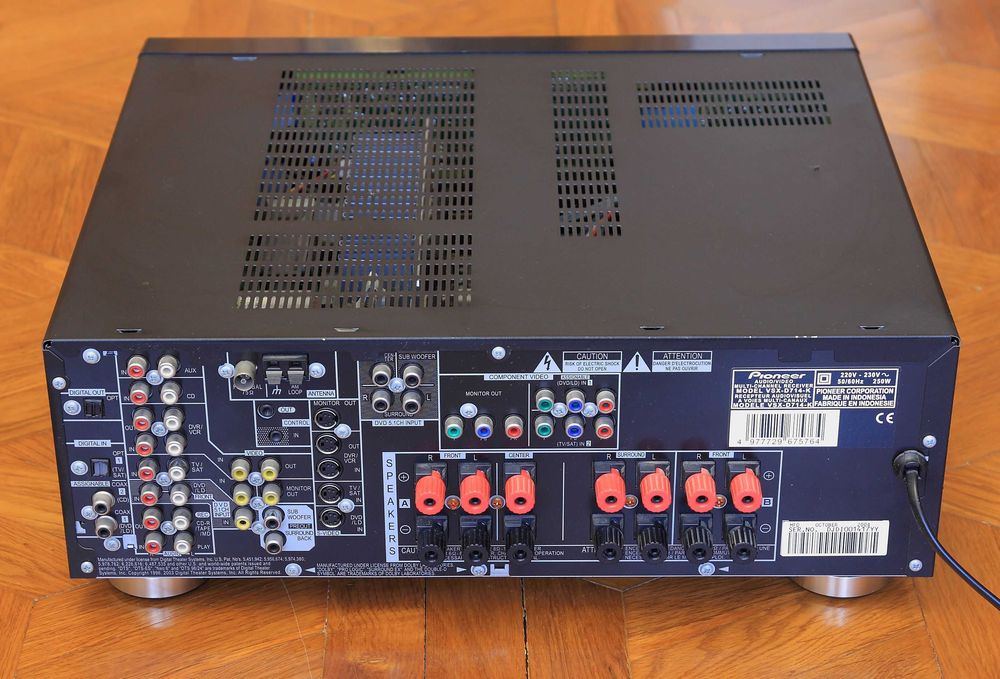 Pioneer vsx-d714 (как новый)