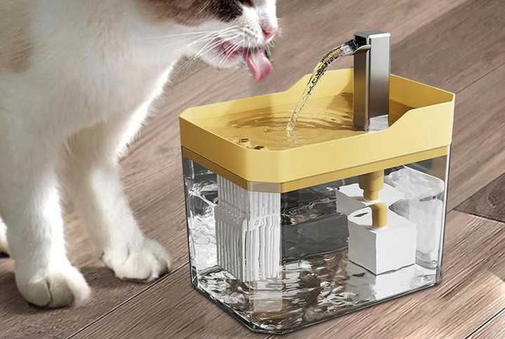 Автопоїлка-фонтан Жовта з фільтром 1,5л PetJoy