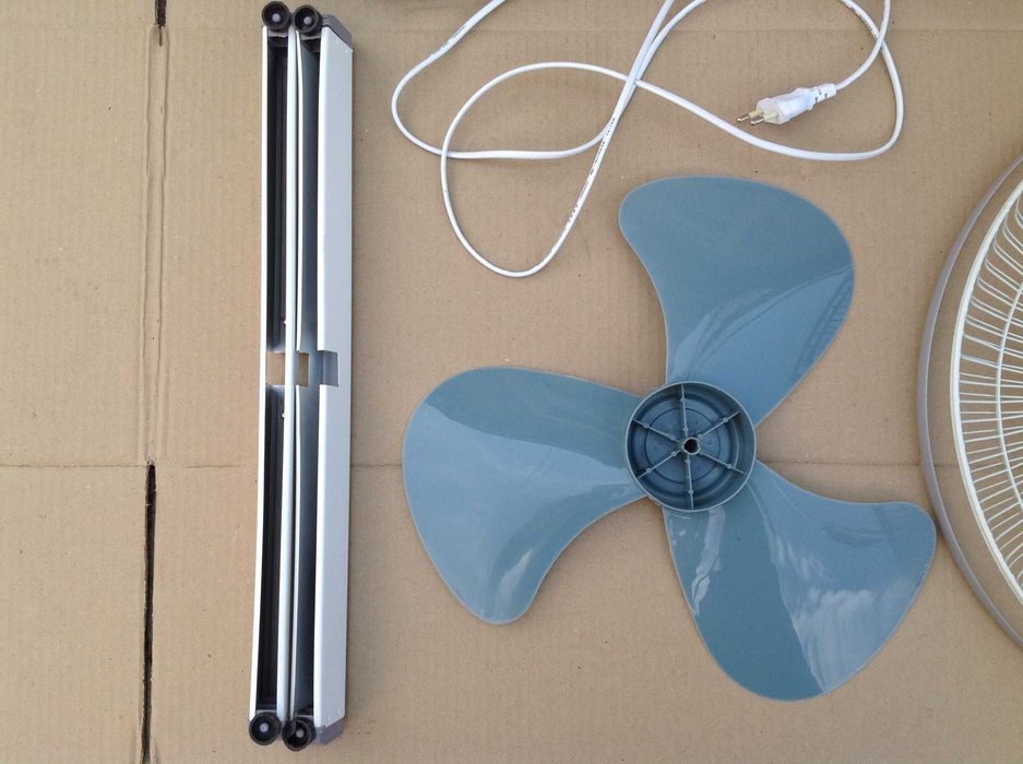 Вентилятор напольный Saturn ST-FN 8266 винтилятор вентилятар ветродуй