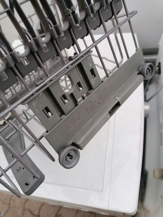 Cesto superior de máquina de lavar louça AEG