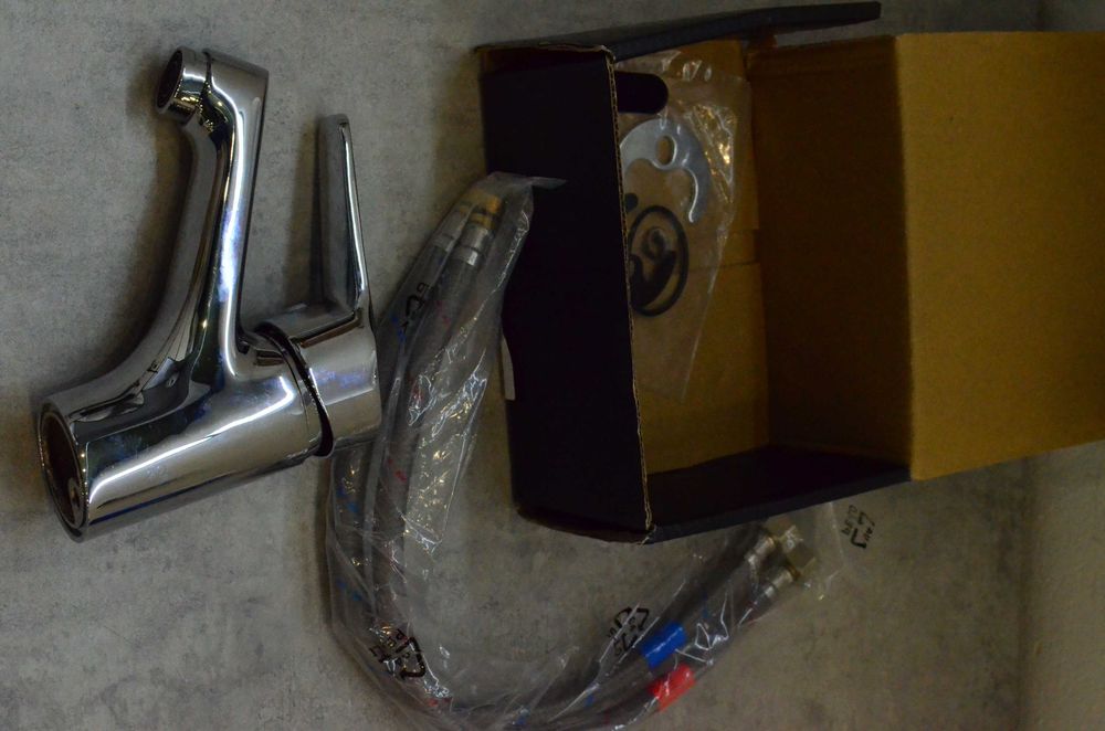 Bateria umywalkowa stojąca Ibergrif Roma chrom