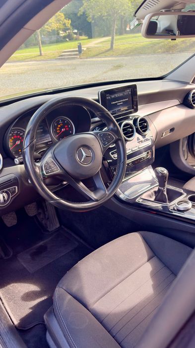 Mercedes-Benz C200 ( Blue Tec ) D Avantgarde