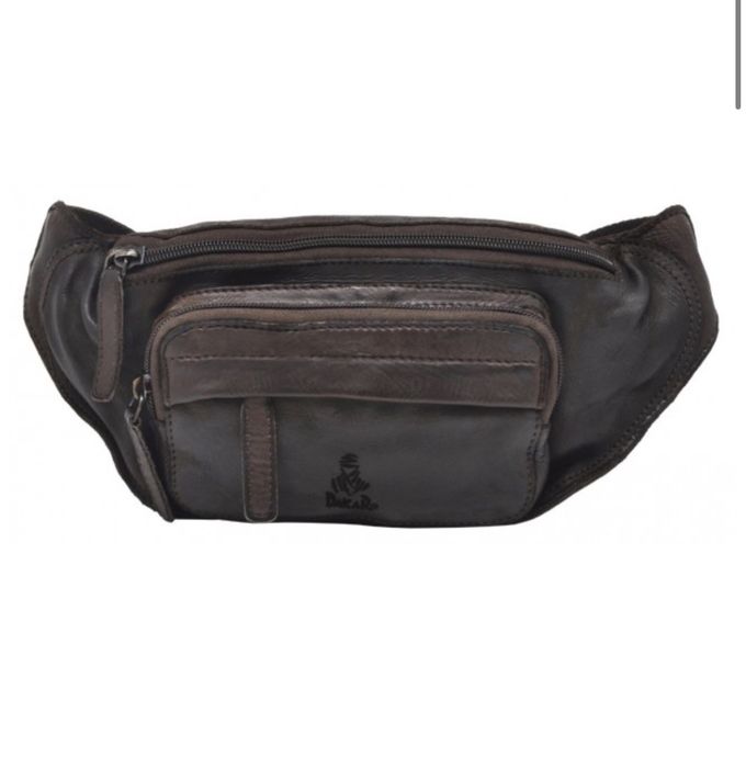 Vintage leather fanny pack from Dakar Rally (Casa das Peles)
