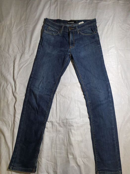 Продаю Джинси :)