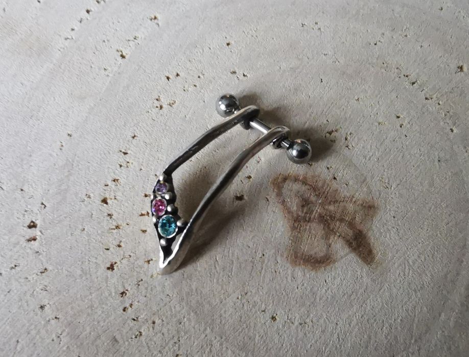 Kolczyk sztanga piercing srebro 925 cyrkonie