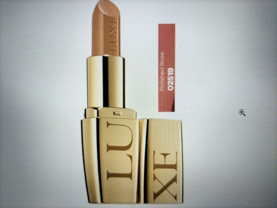 Avon Luxe Kremowa szminka z jedwabiem Polished Rose