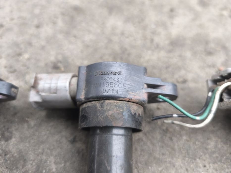 Продам катушки зажигания на mitsubishi ASX 1.6 бензин