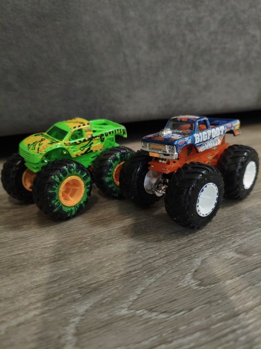 Ігровий набір hot wheels monster trucks