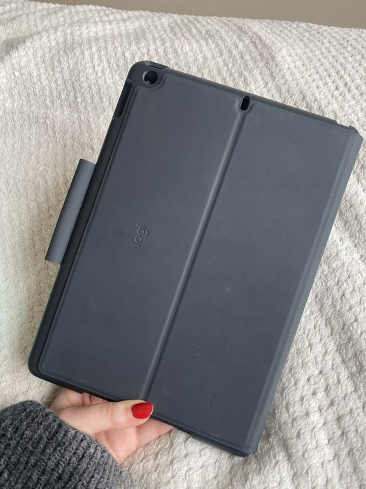 Klawiatura do IPada LogiTech Slim Folio