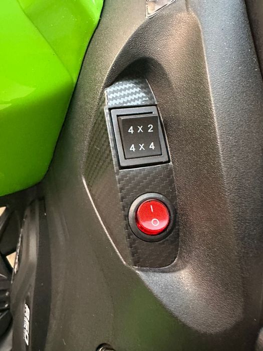 Moto 4 can am elétrica