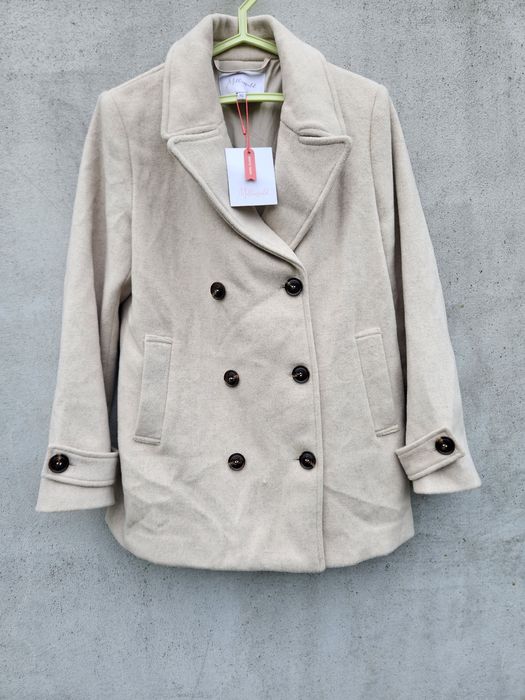 Nowy ,krótki płaszcz.  Proszę czytać opis