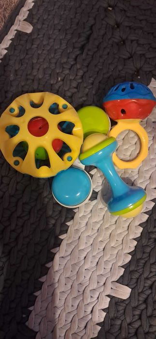 Varios brinquedos