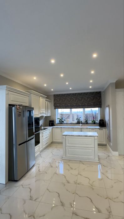 Розкішний будинок в Підлужжі!