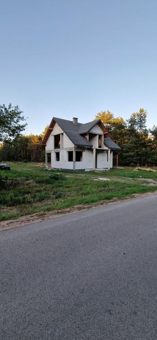 Sprzedam dom w stanie surowym