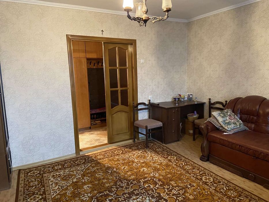 продаж 3-кімнатної квартири на Нижній Польовій