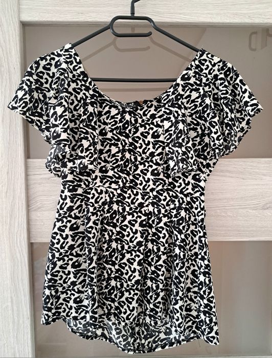 Elegsncka czarno biała bluzka z baskinką w panterkę h&m