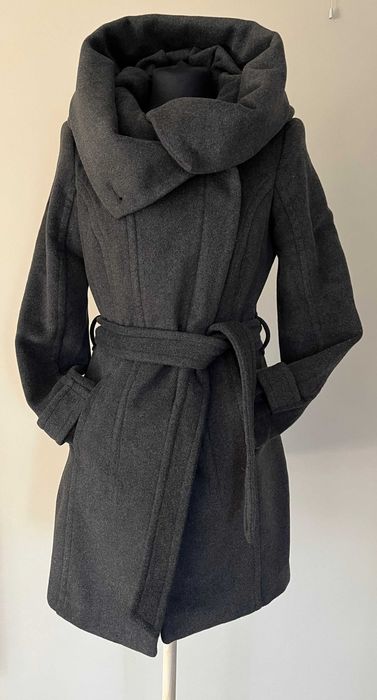 Płaszcz damski ZARA rozmiar 36