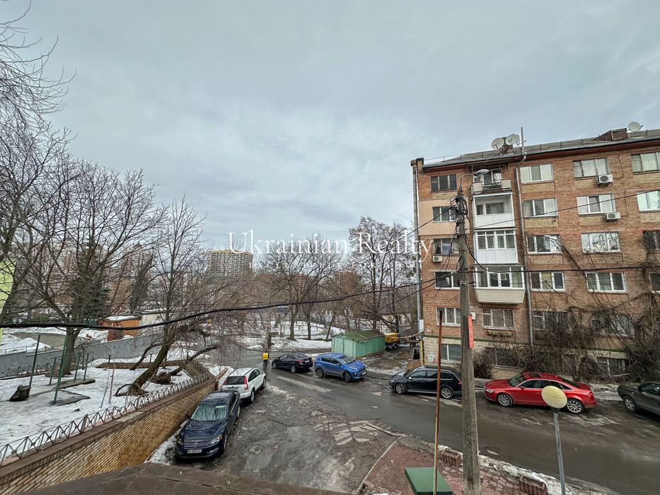 Оренда офісу в історичному центрі Києва — вул. Кудрявська, 13–19