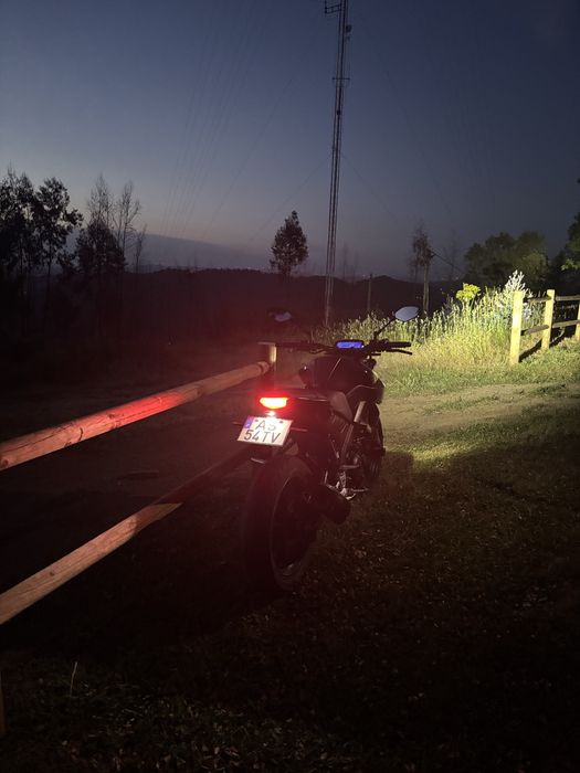 Mt 125 2022 como nova
