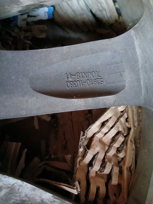 Sprzedam oryginalna felgę Kia