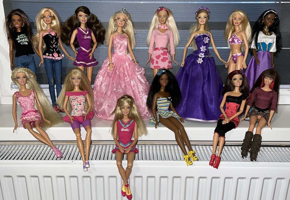 Барбі ,Дісней ляльки